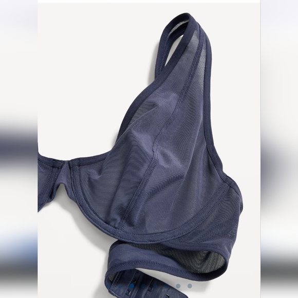 ⭐️40% Off⭐️ Old Navy Mesh Unlined Underwire Plunge Bra - Picture 3 of 9